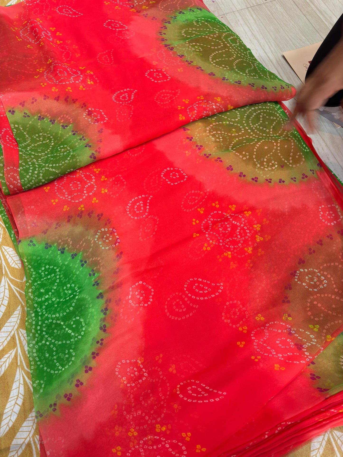 Ghewar Rai Bandhej Royal Pure Odhna- 070