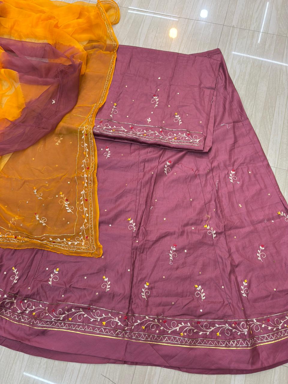 BOUTIQUE TORA SUIT (ONOIN DARK)-549