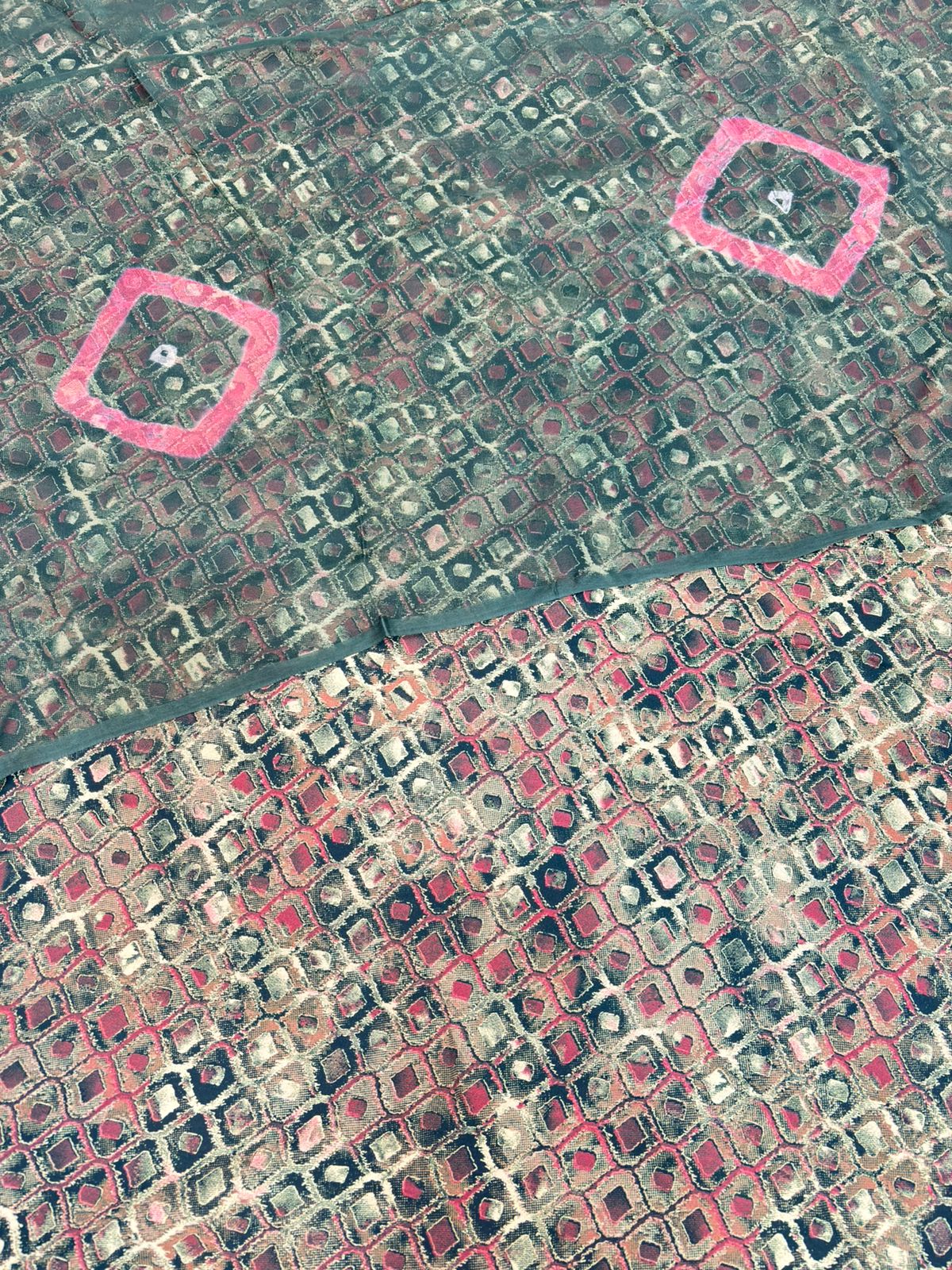 BOTTLE GREEN SPECIAL SUIT 5 MTR- 556