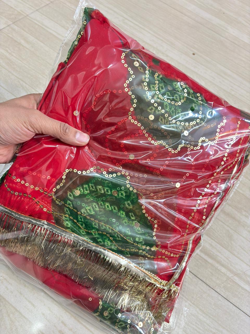Ghewar Tari Poshak (Red & Green)- 657