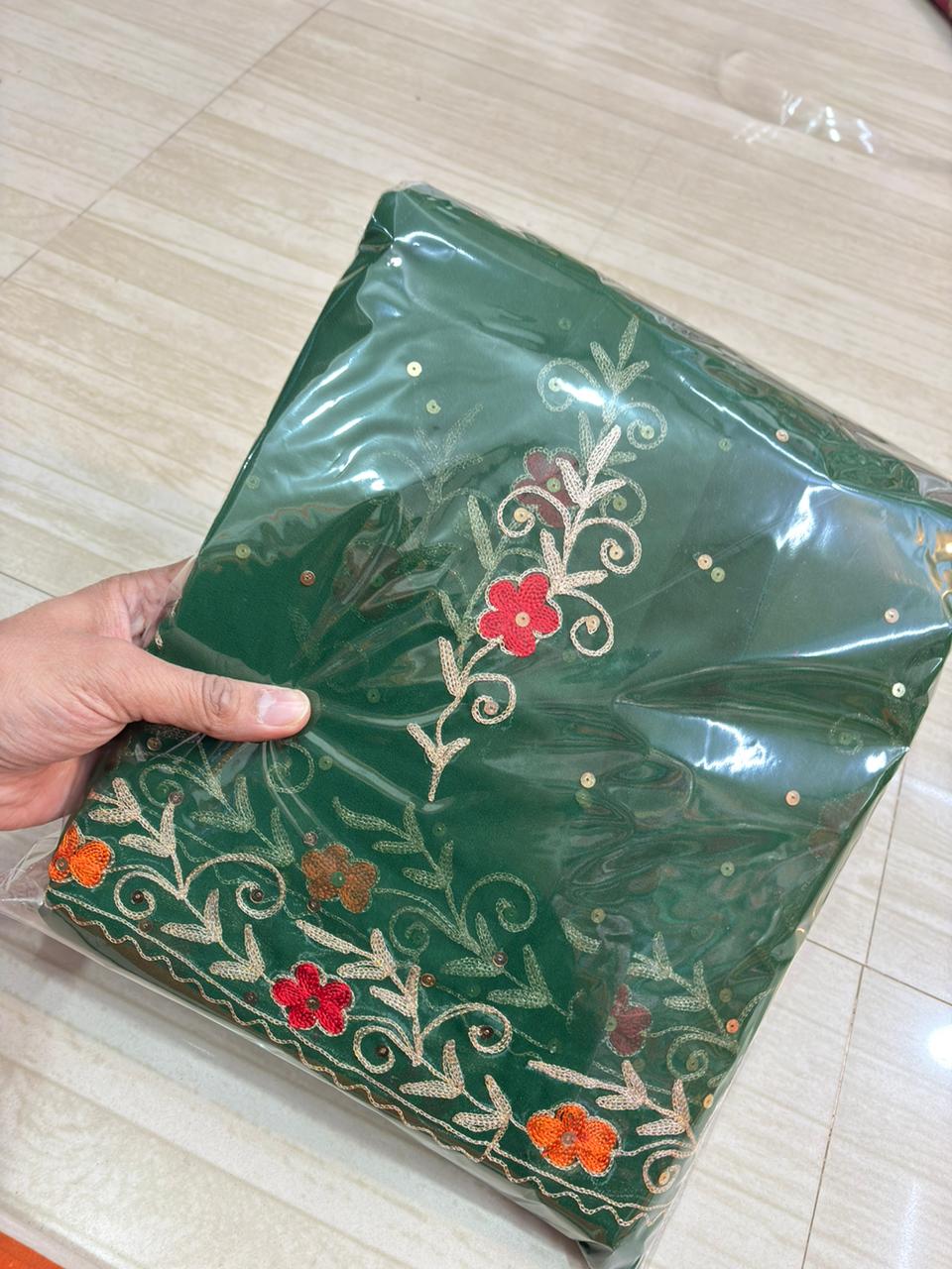 RESHAM POSHAK (GREEN)- 712