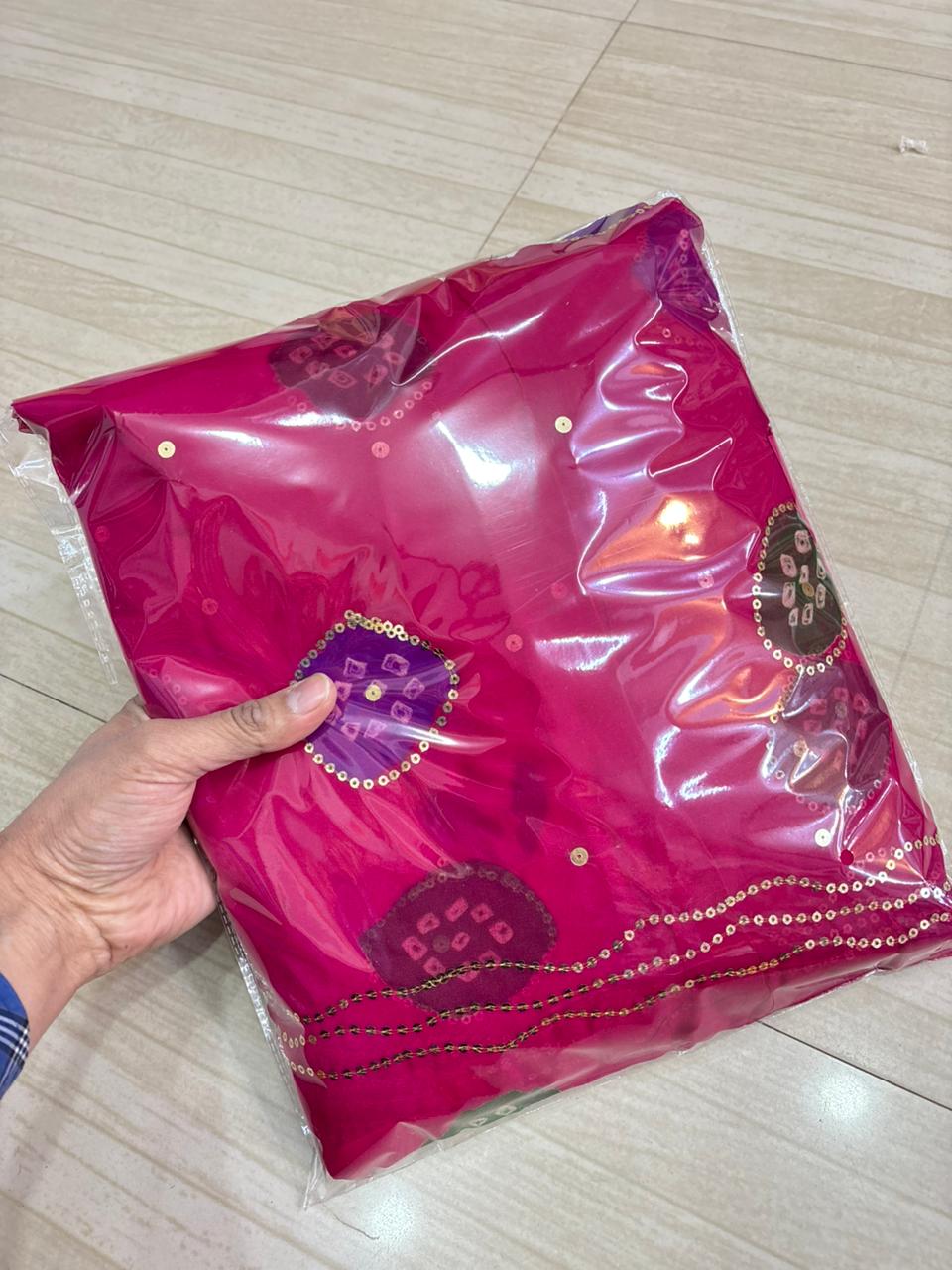 LADDU TARI POSHAK (CHERRY RANI)- 737