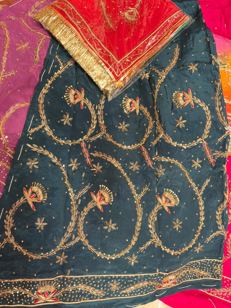 Butiq poshak shaded HAMRAHI odhna-792