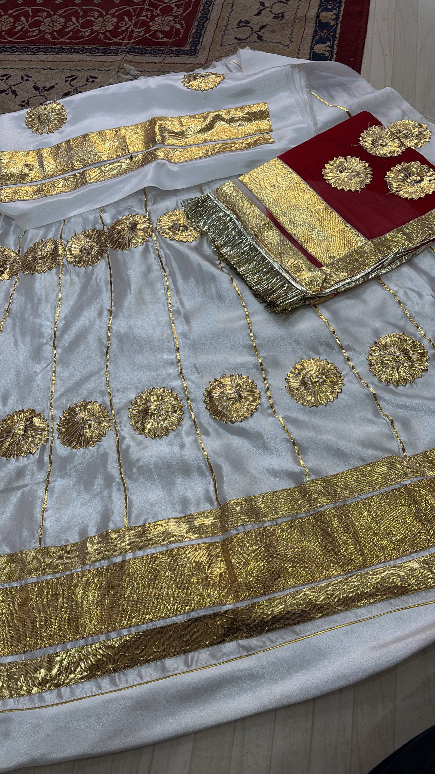GOTA LAFFA SUIT- 1747