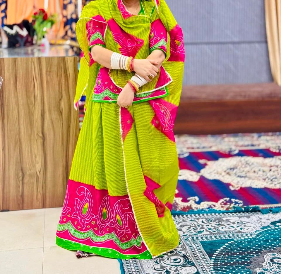 GREEN LEHARIYA BATIQ SUIT ODHNA-1809