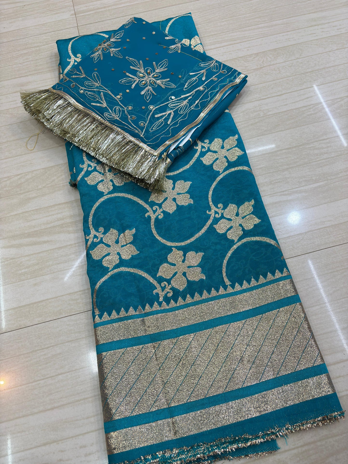 Gota Lafa suit- 080