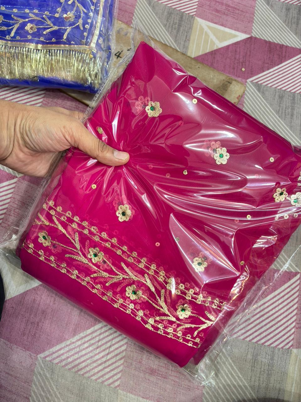 Jari Butiq Poshak (Magenta)- 412