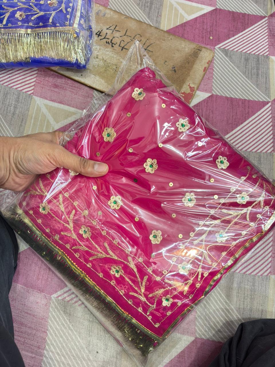 Jari Butiq Poshak (Magenta)- 412