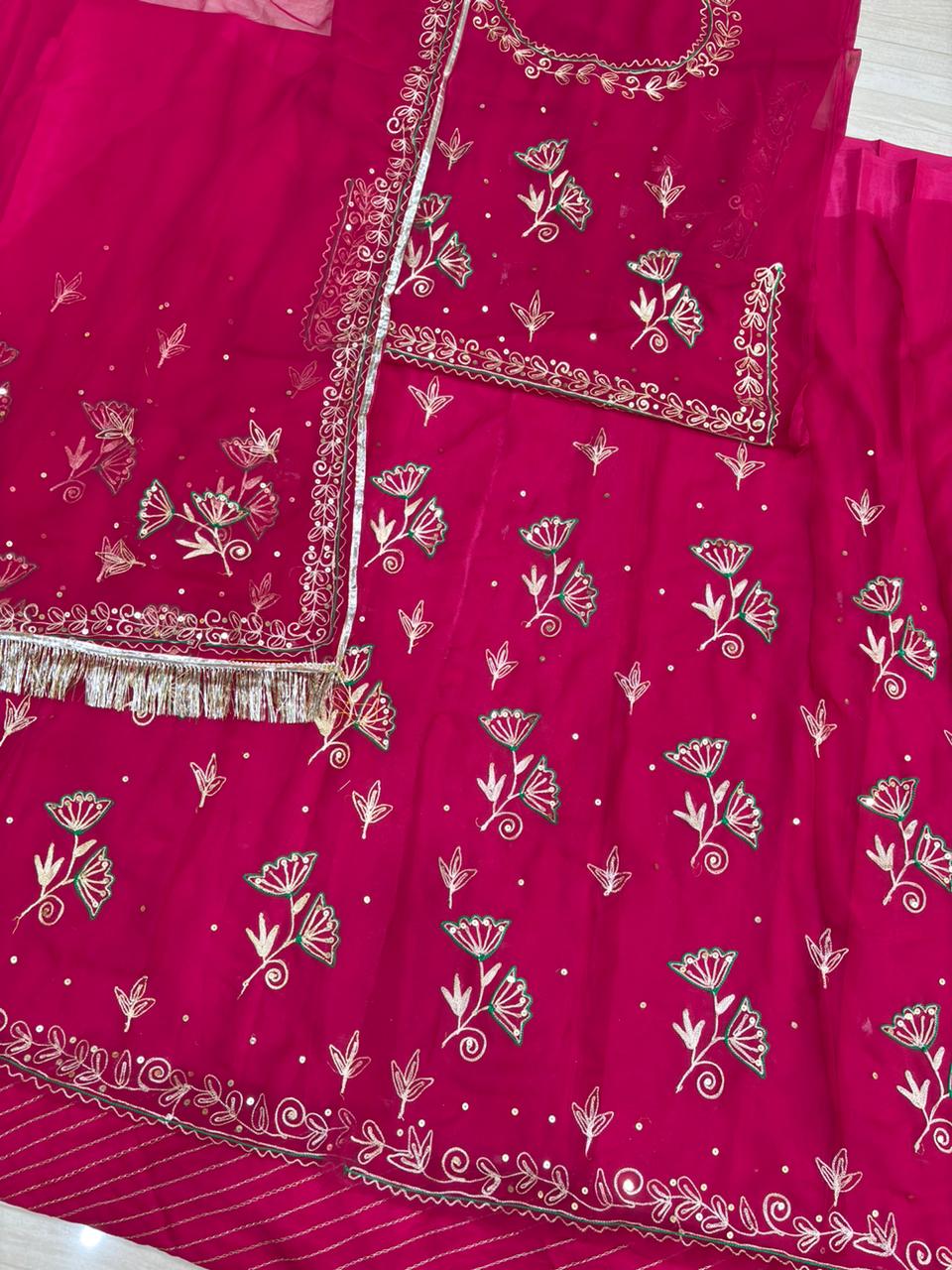 2 Phool Butiq poshak (Rani)-659