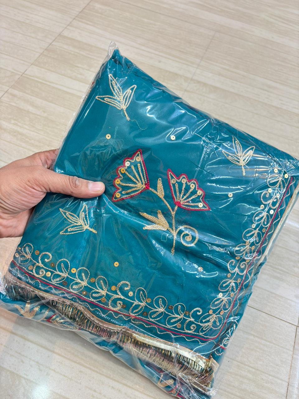 2 Phool Butiq poshak (Ferozi)-476