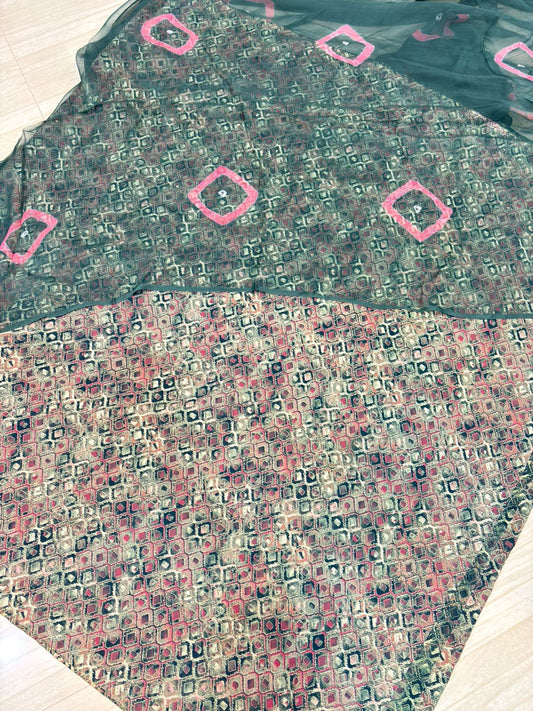 BOTTLE GREEN SPECIAL SUIT 5 MTR- 556