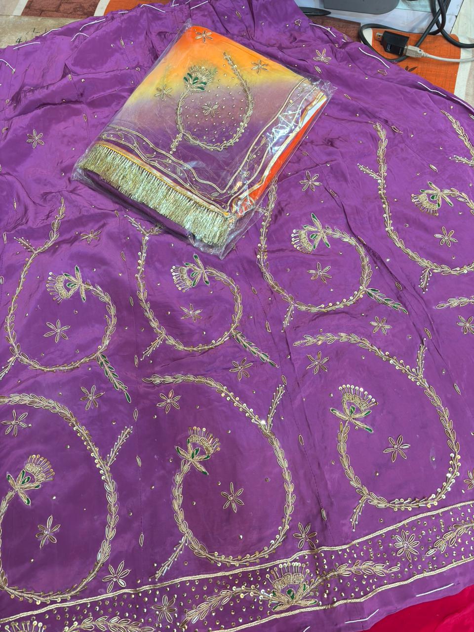 Butiq poshak shaded HAMRAHI odhna-796