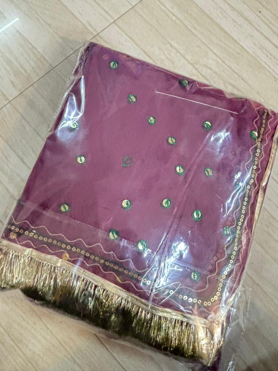 1000 Buti Poshak- 871