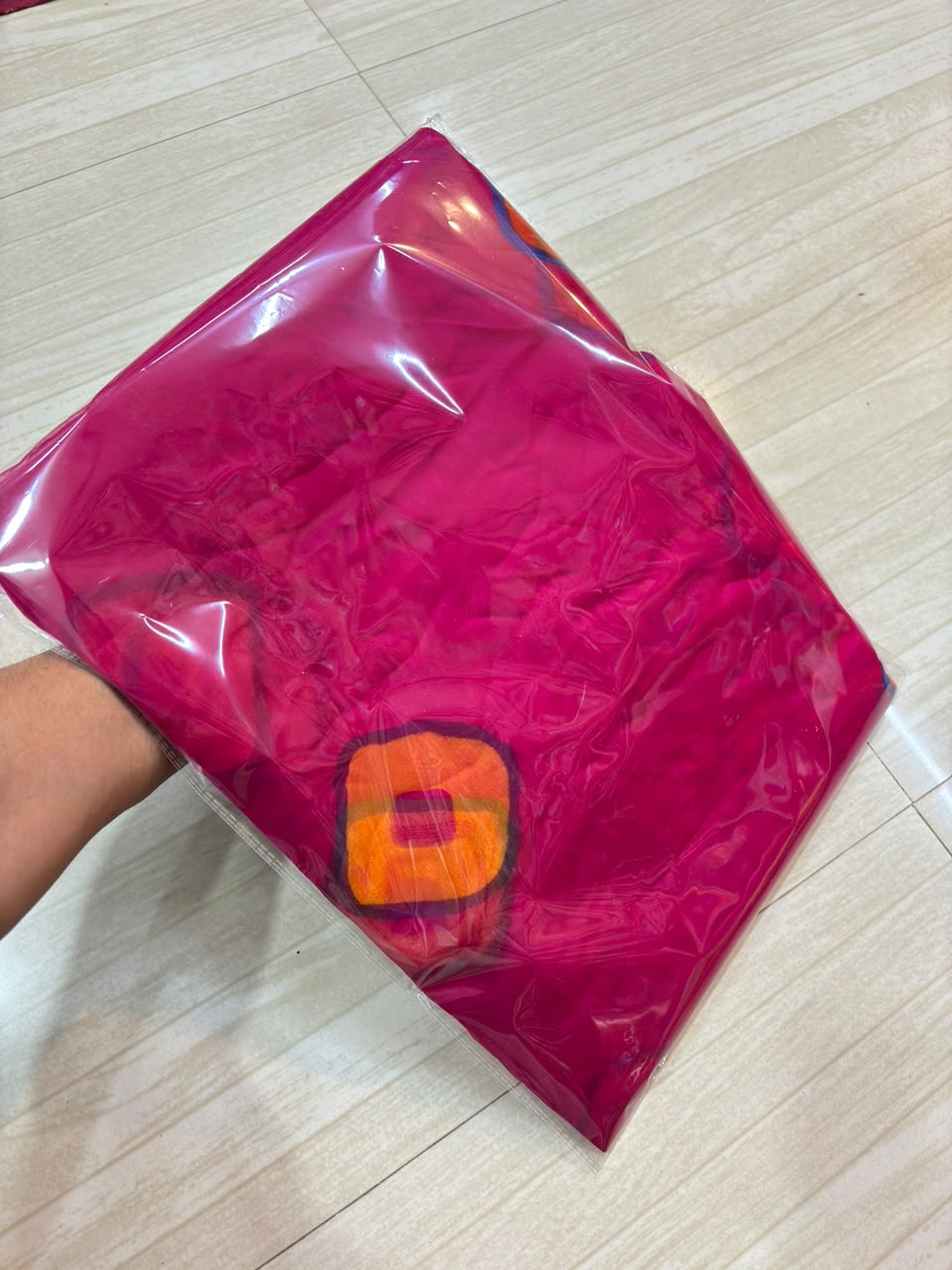 RANGOLI BATIQ ODHNA (HOT PINK)-1997