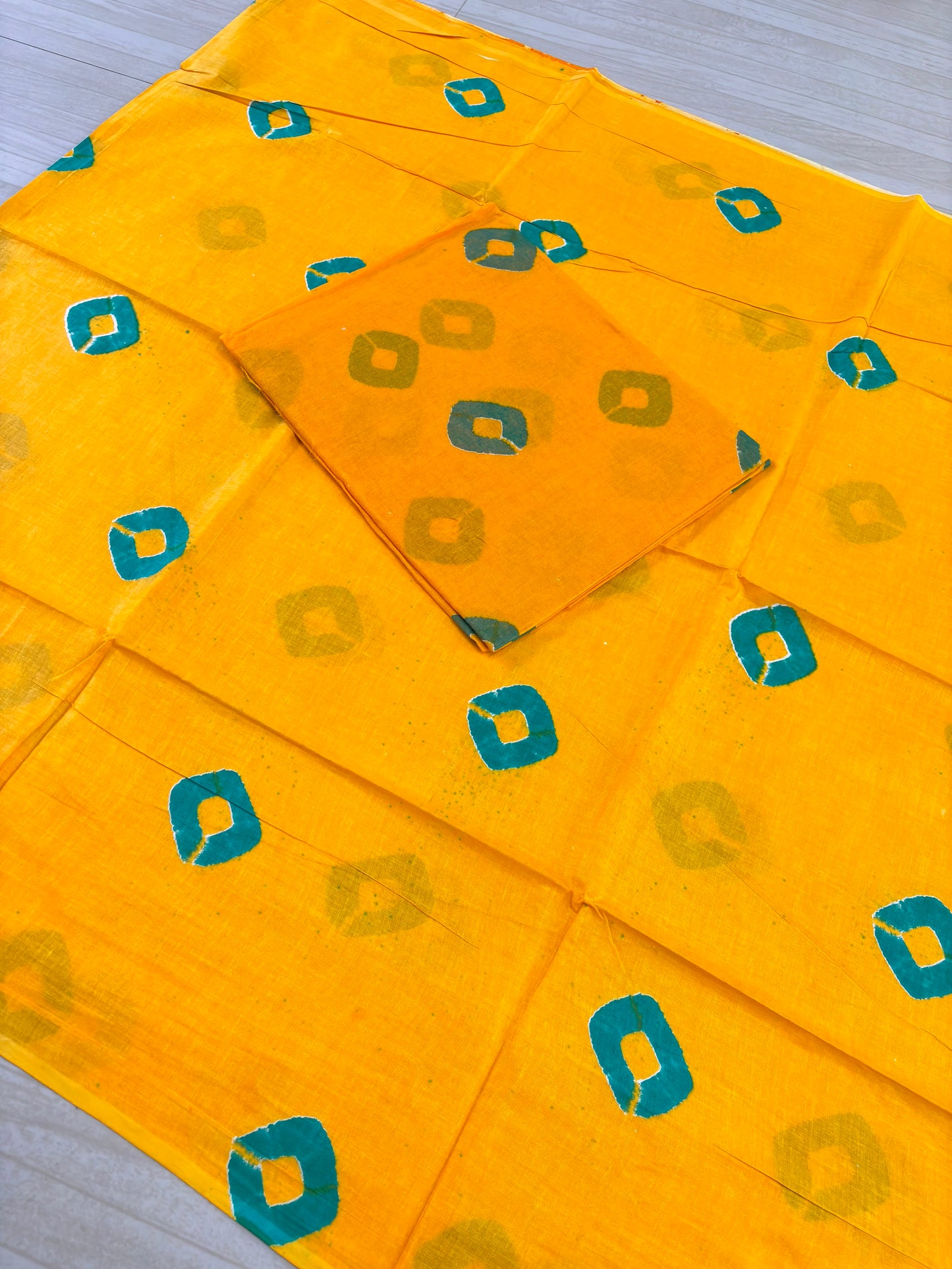 Yellow special batiq suit-1728
