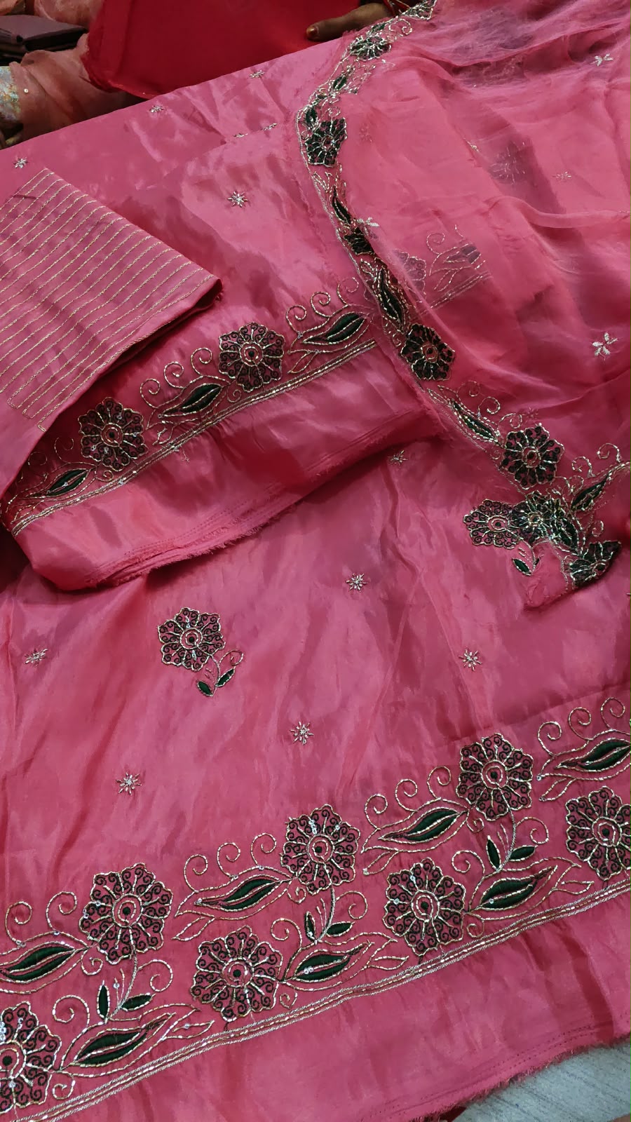 Taro Gajro Suit- 2078